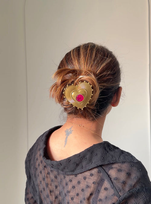 AAVRITI Heart Hair Clip