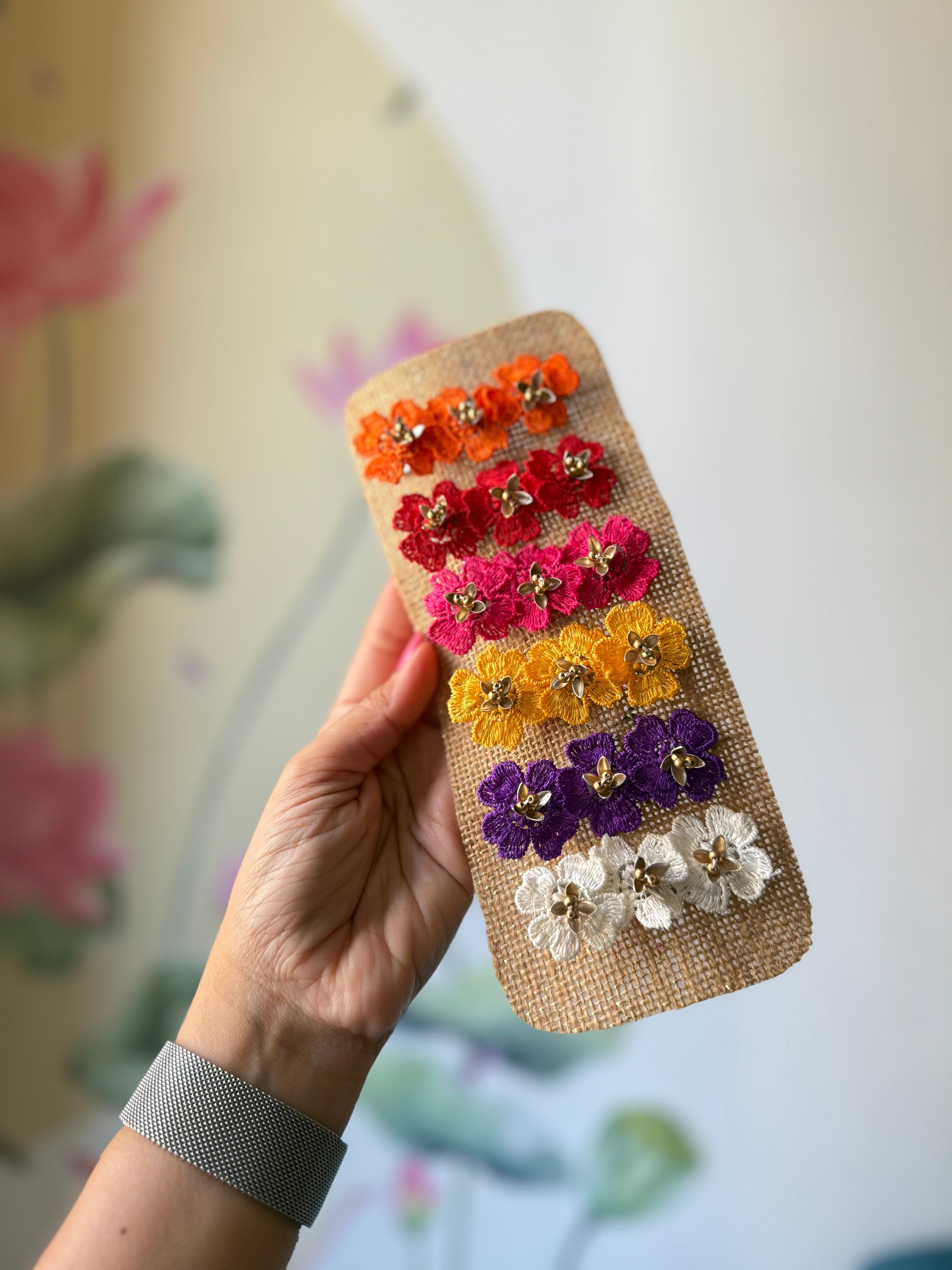 FloraGlow Hair Clip Set Of 6