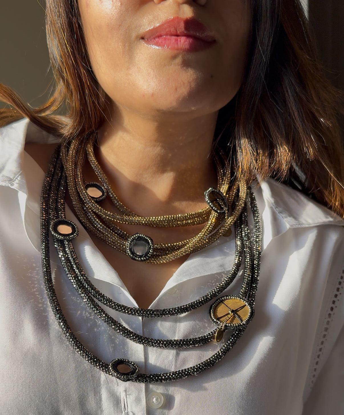 Gleam Queen Neckpiece (B&G)