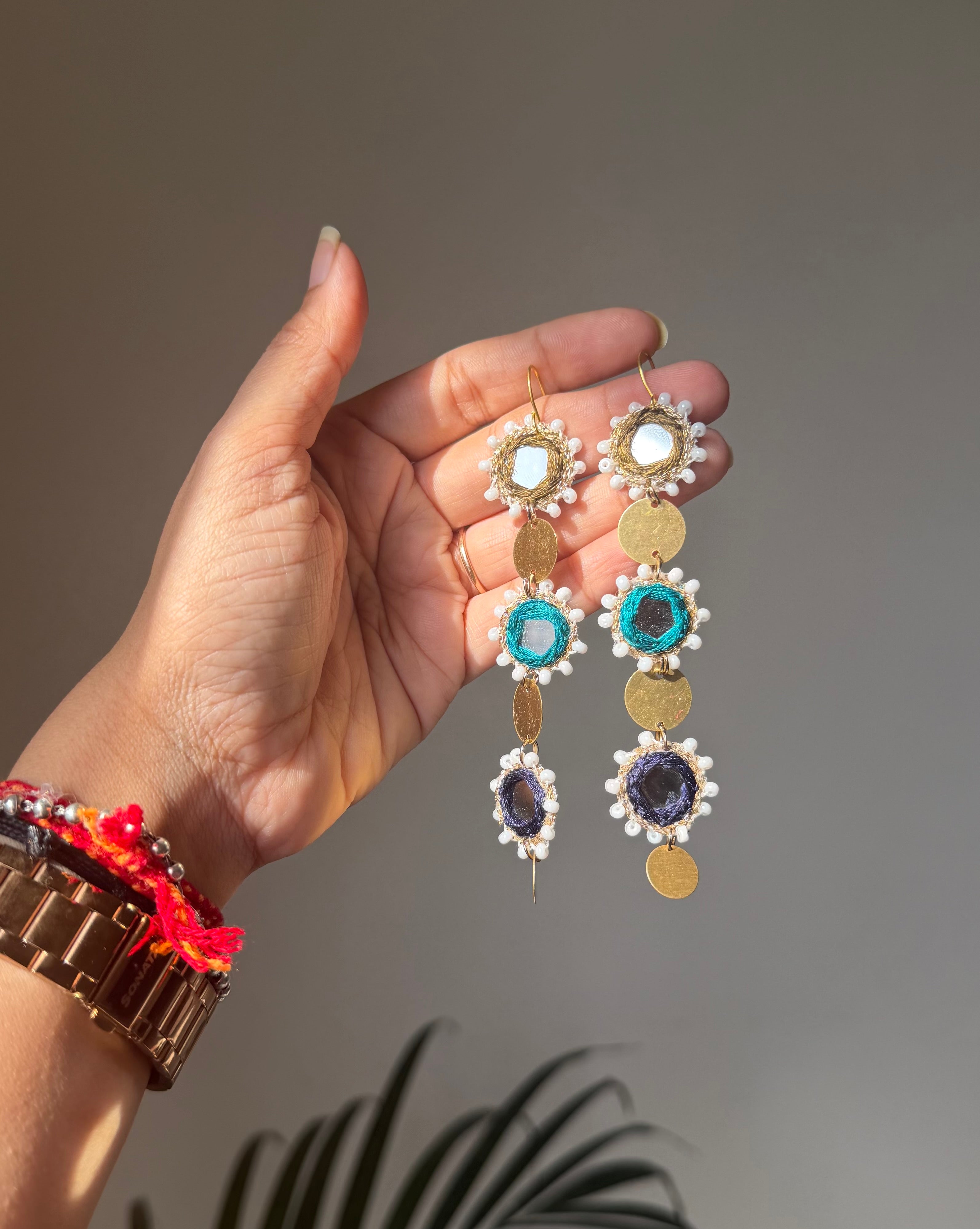 Jhilmil Aaina Earring 02