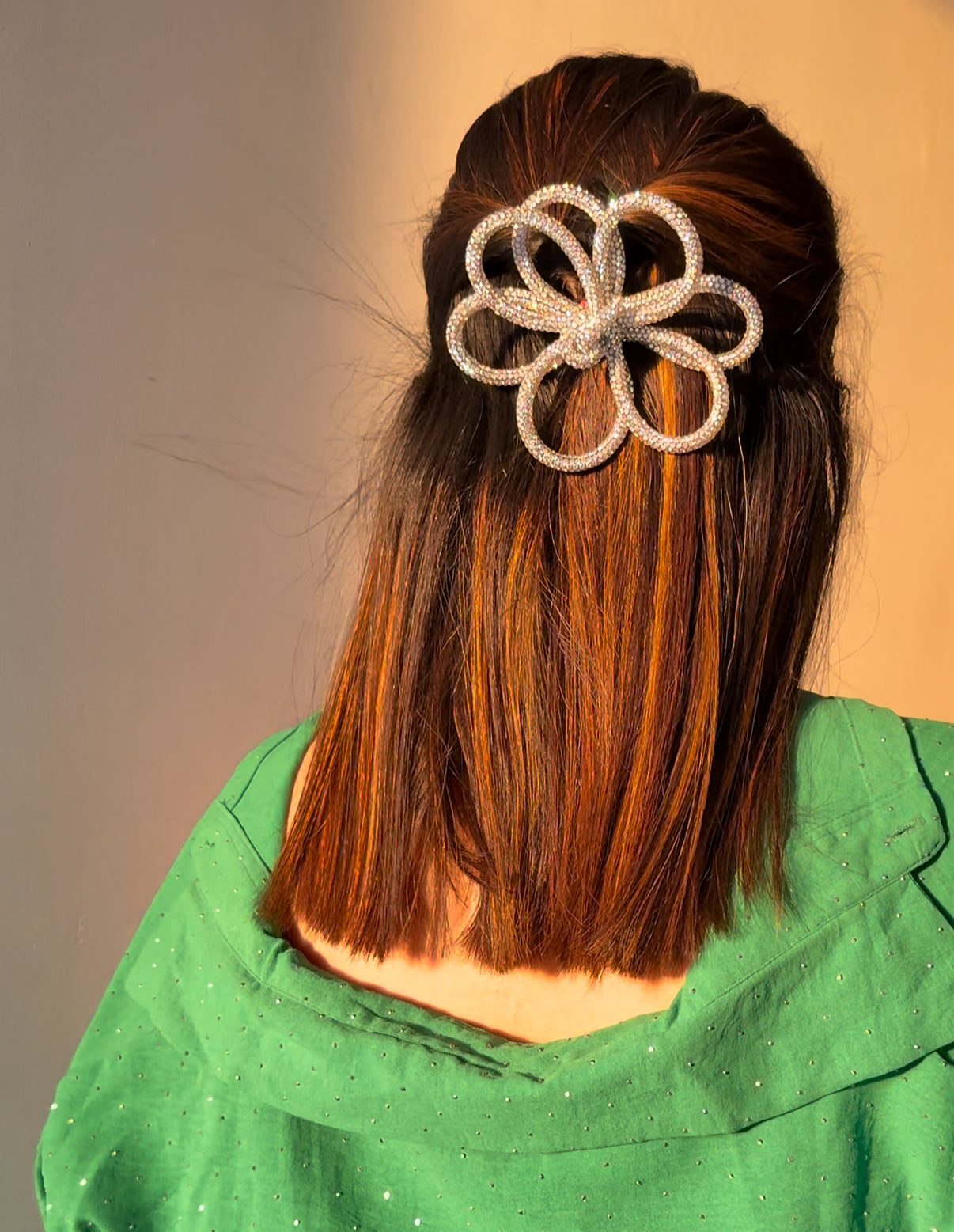 Glow Petal Hair Clip (Silver)