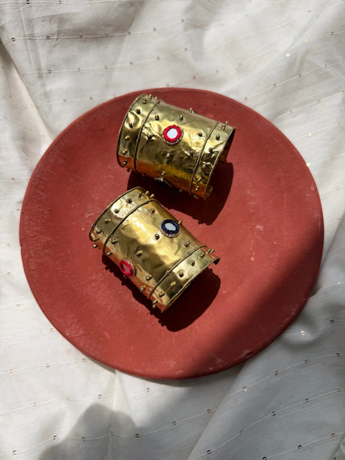 AAVRITI kada Set of 2