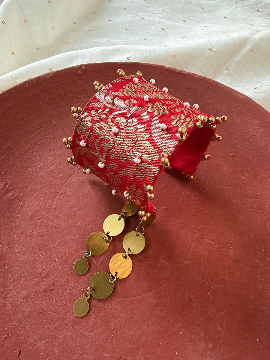 KASHISH KADA [Red]