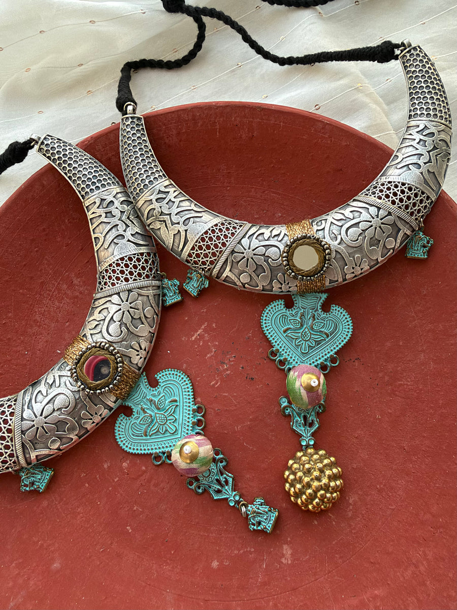 Rajat Rang Necklace