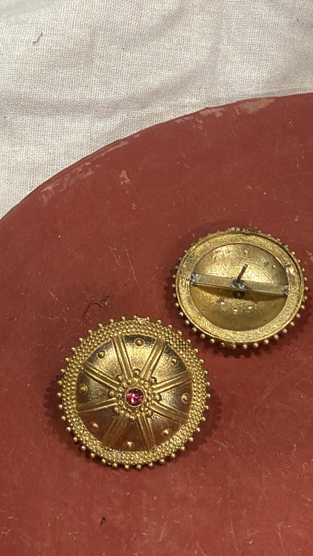 AAVRITI EARRING
